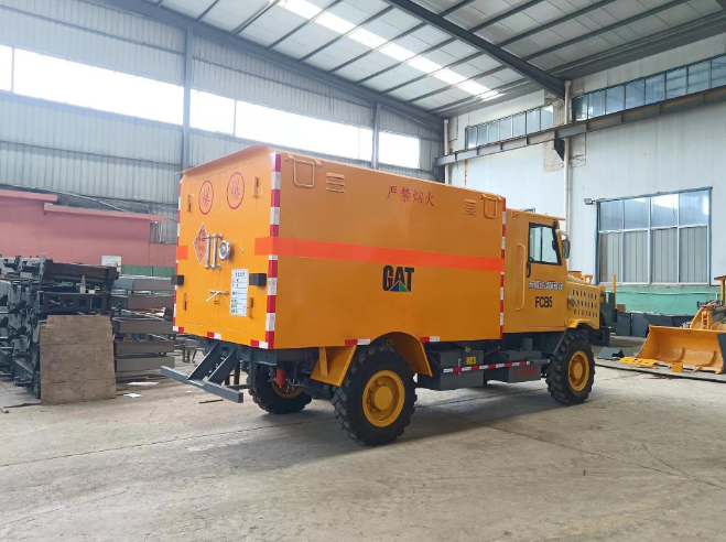 �����������䳵